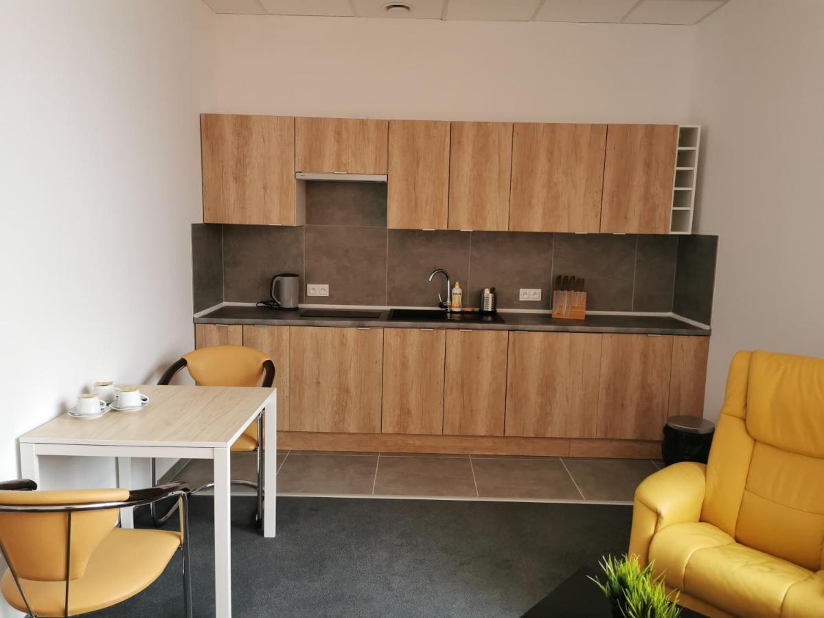 Apartamenty Kajetany 3Rooms Bagian luar foto