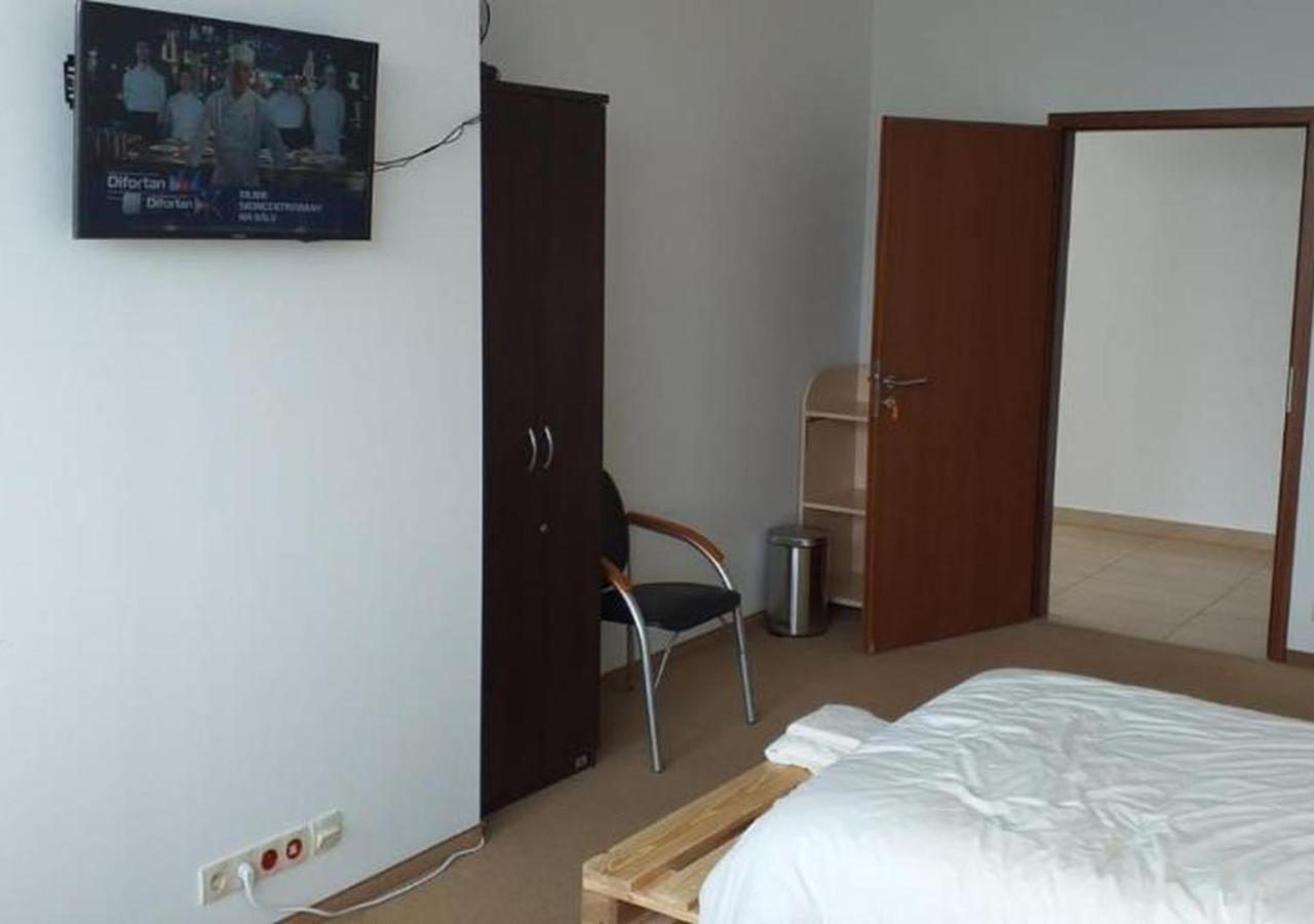 Apartamenty Kajetany 3Rooms Bagian luar foto